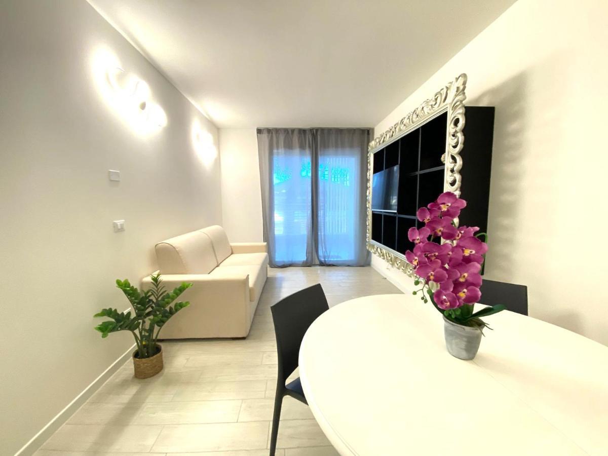 Astro 2 - Immobiliare Living * Lido di Jesolo
