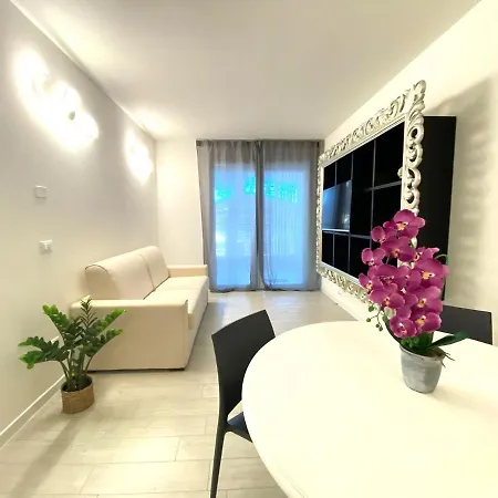 Astro 2 - Immobiliare Living * Lido di Jesolo